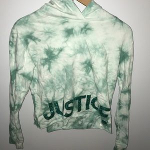 Girls cropped hoodie.